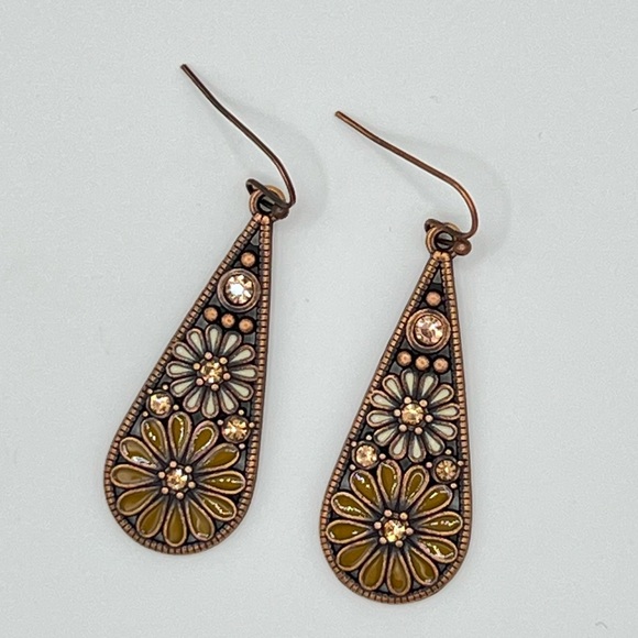 Hand Crafted Jewelry - Copper Dangle Earrings with Multi-Colored Stones & Daisy Accents